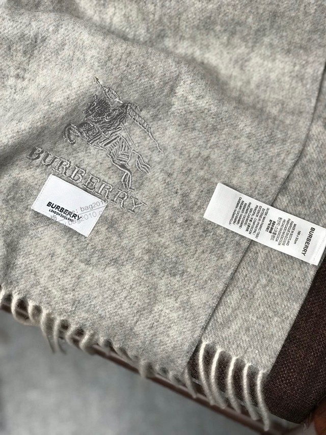 Burberry羔絨女士披肩 巴寶莉2021新款情侶款圍巾  mmj1400